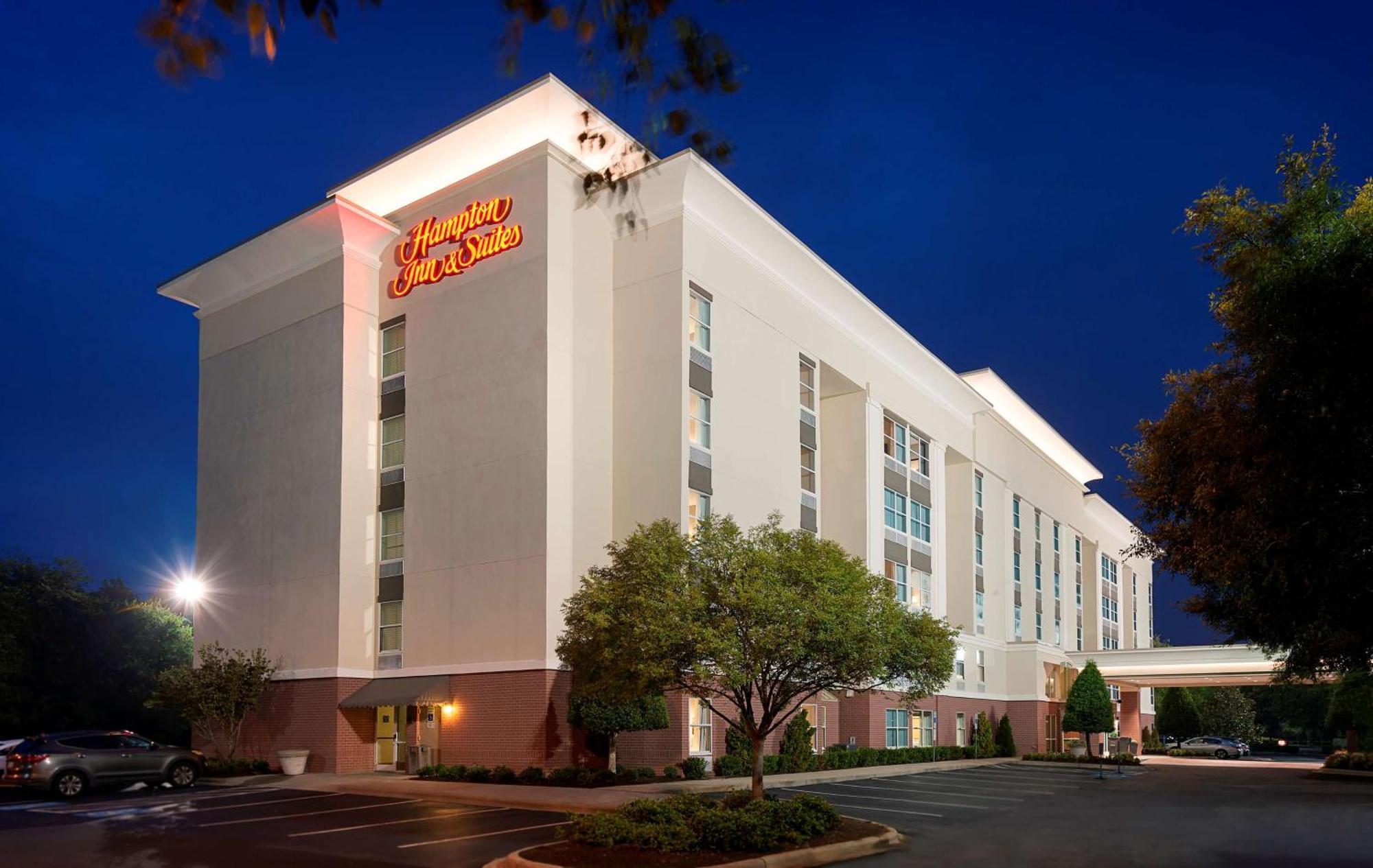 Hampton Inn & Suites Charlotte/Пайнвил Екстериор снимка