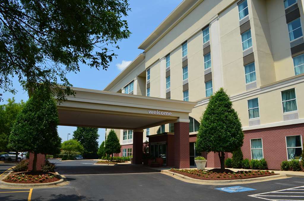 Hampton Inn & Suites Charlotte/Пайнвил Екстериор снимка