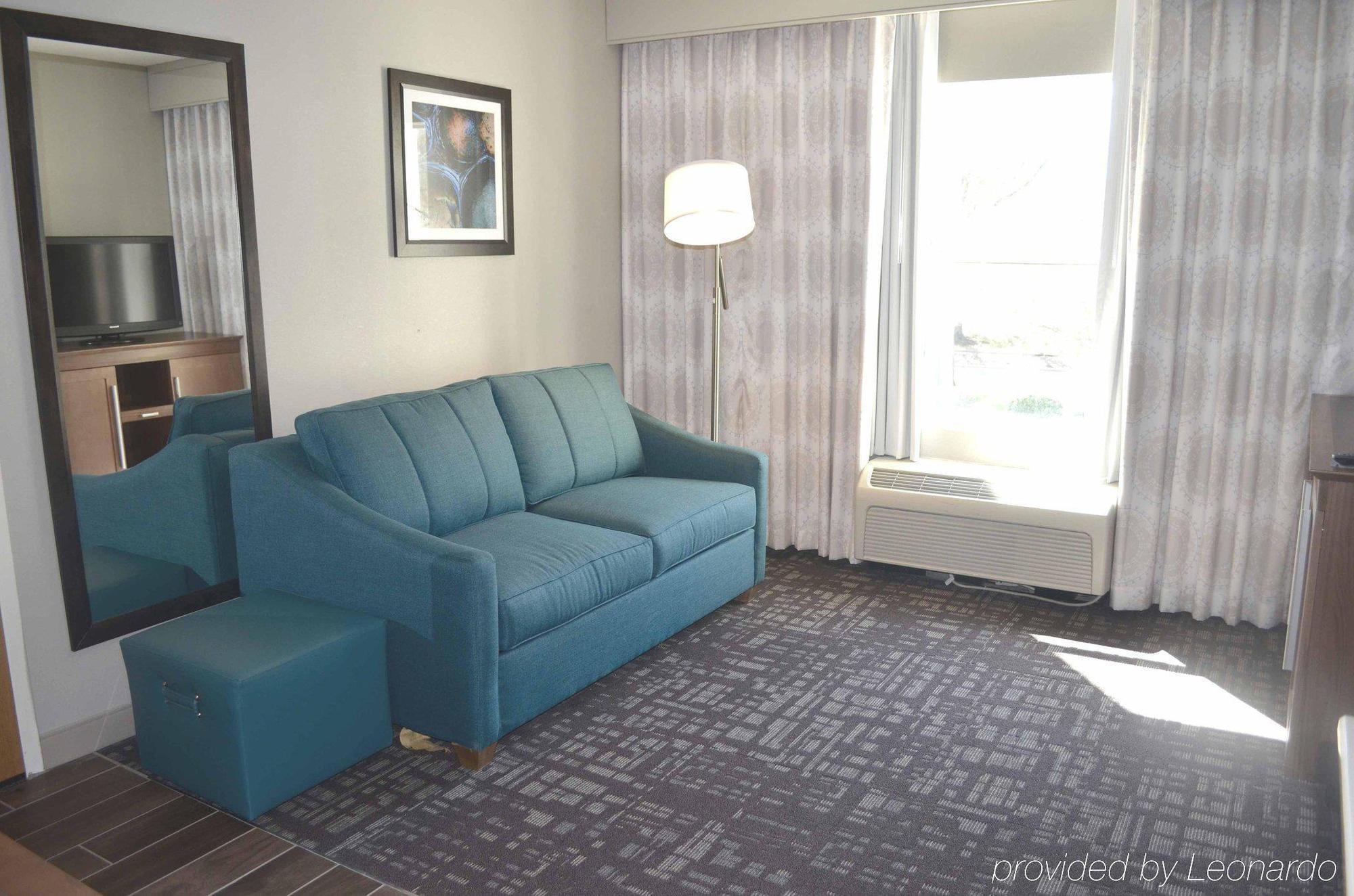 Hampton Inn & Suites Charlotte/Пайнвил Екстериор снимка