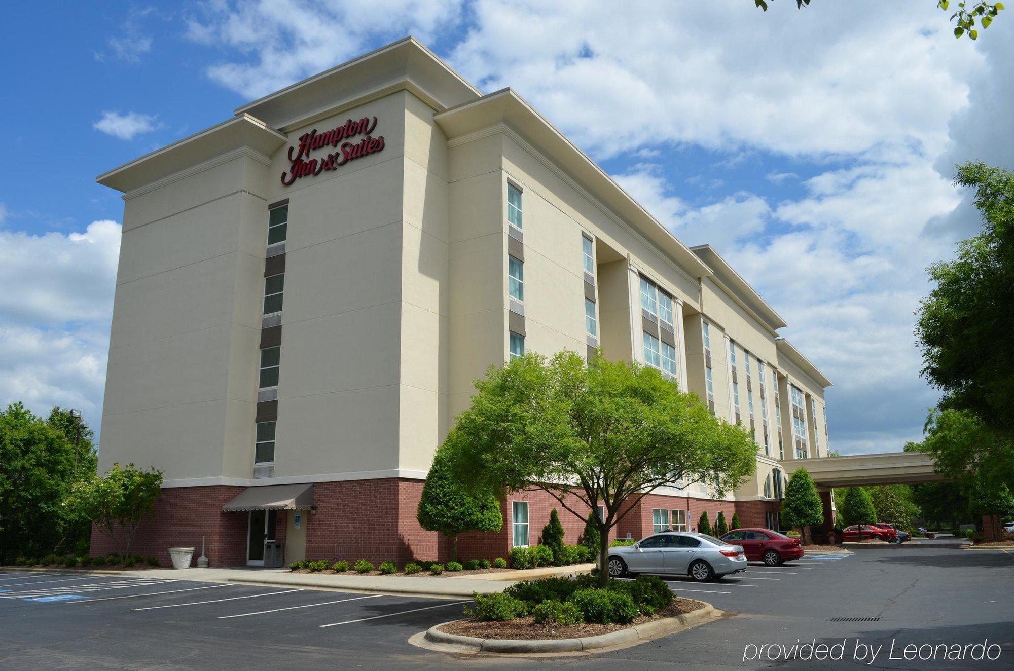 Hampton Inn & Suites Charlotte/Пайнвил Екстериор снимка
