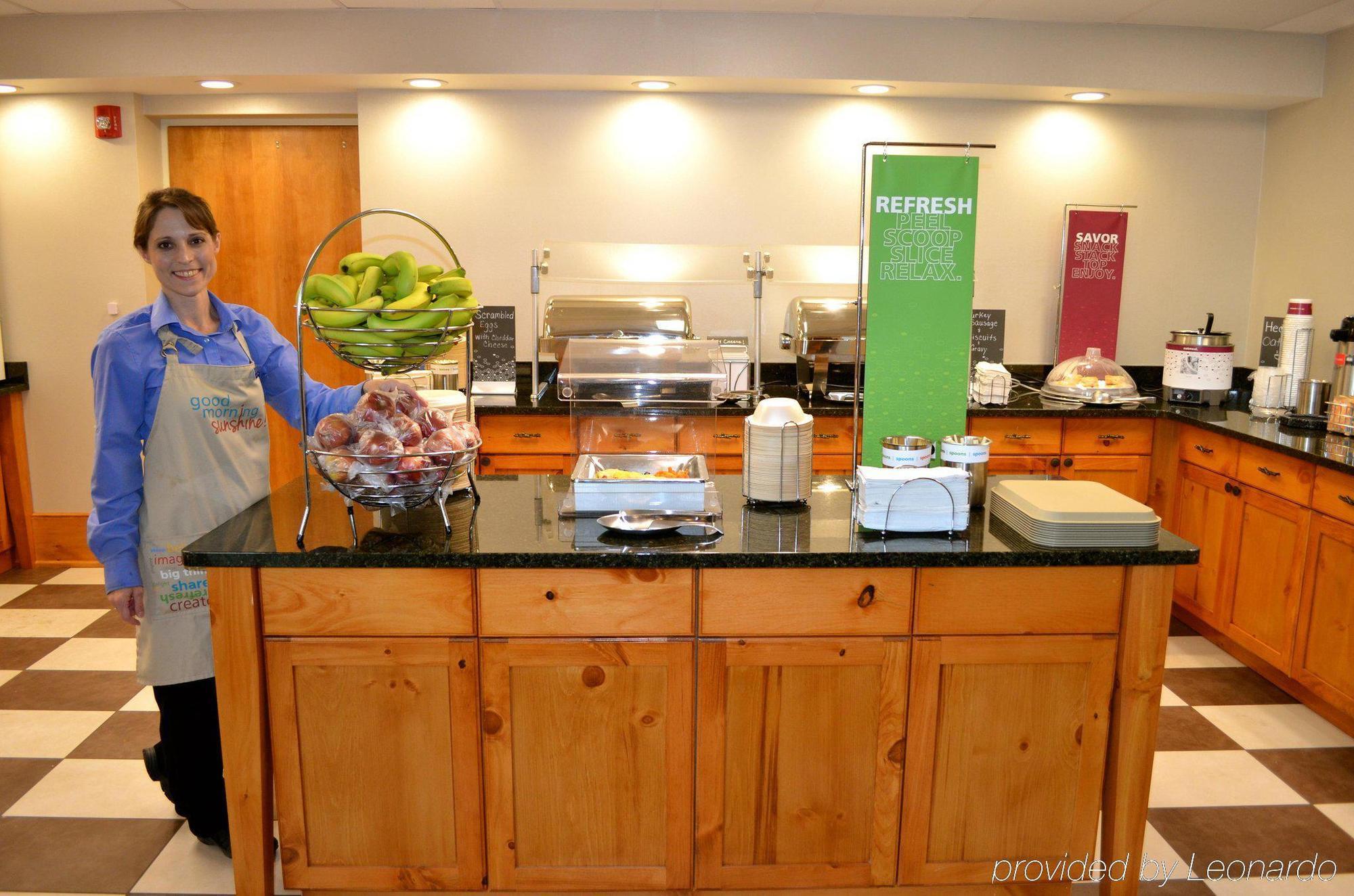 Hampton Inn & Suites Charlotte/Пайнвил Екстериор снимка